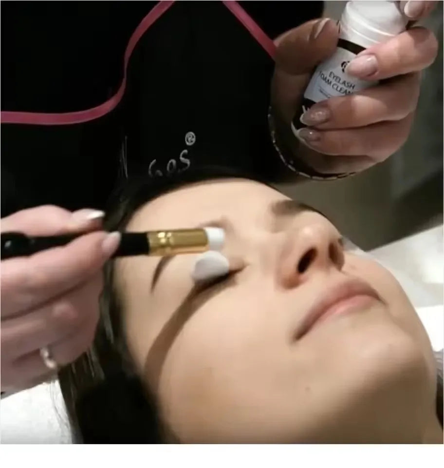 50pcs Eyelash Brush